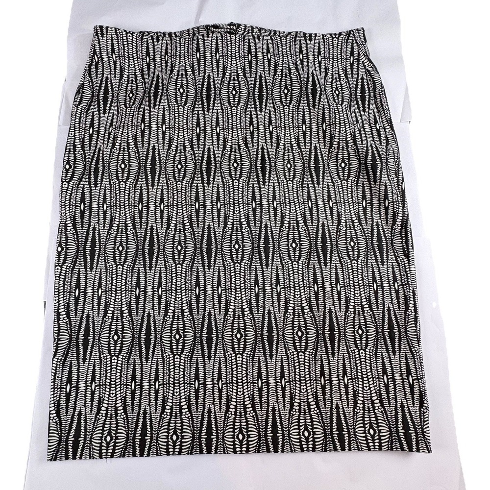Lane Bryant Pencil Skirt Women 24 Black White Abstract Double Zipper Back Office